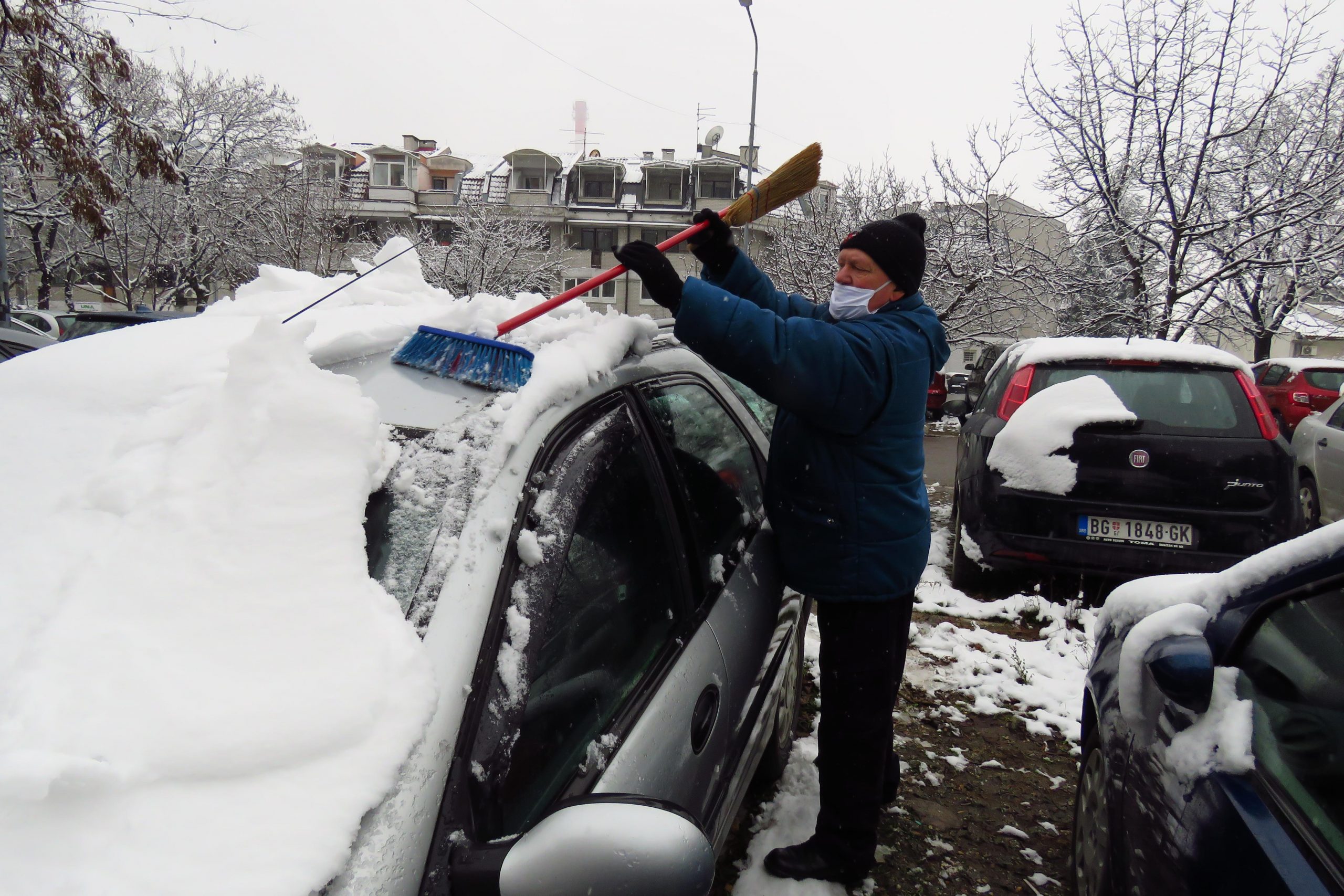 Praktični saveti: Kako se pripremiti za vožnju po snegu i ledu 1