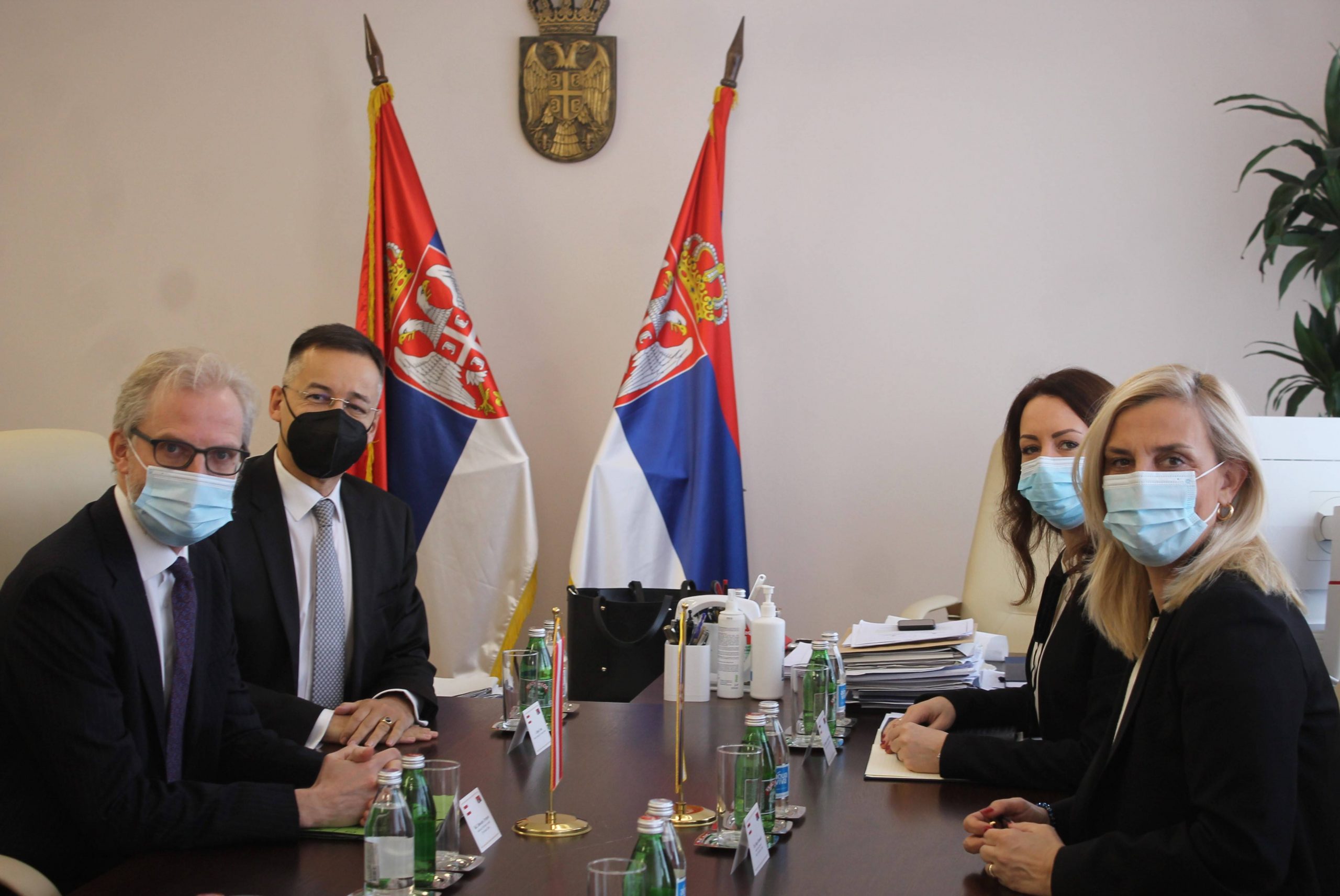 Ministarka Popović sa ambasadorom Luterotijem: Reformišemo pravosudni sistem, menjamo Ustav 1