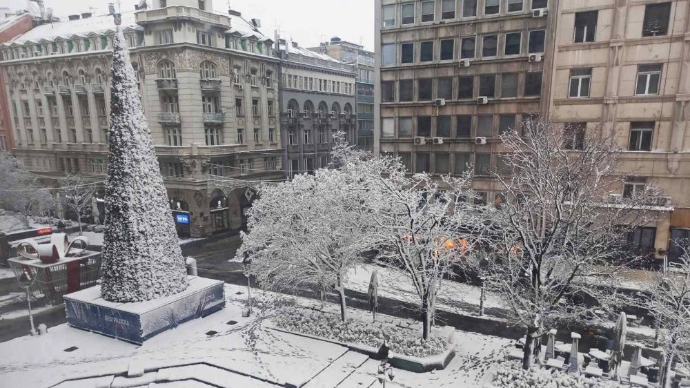 Sutra oblačno i hladno, povremeno sa slabim snegom 1