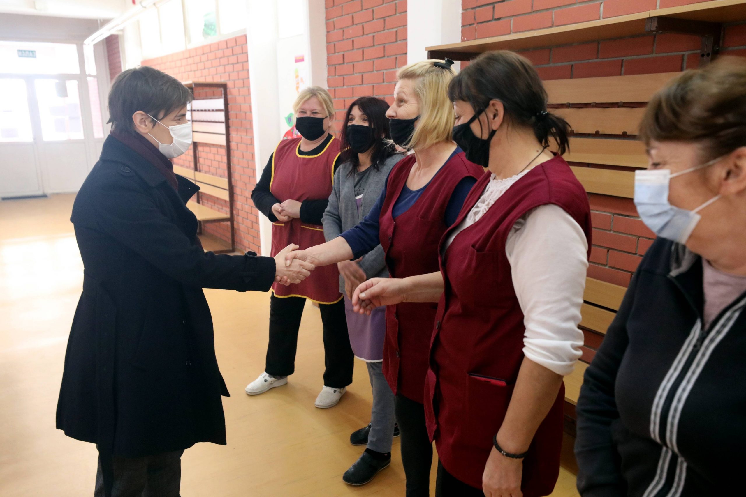 Brnabić: Sutra kreće masovna vakcinacija građana 1