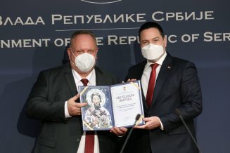Ružić: Dobitnici ovogodišnjeg priznanja dokaz da "Sveti Sava živi i bitiše u svima nama" 2