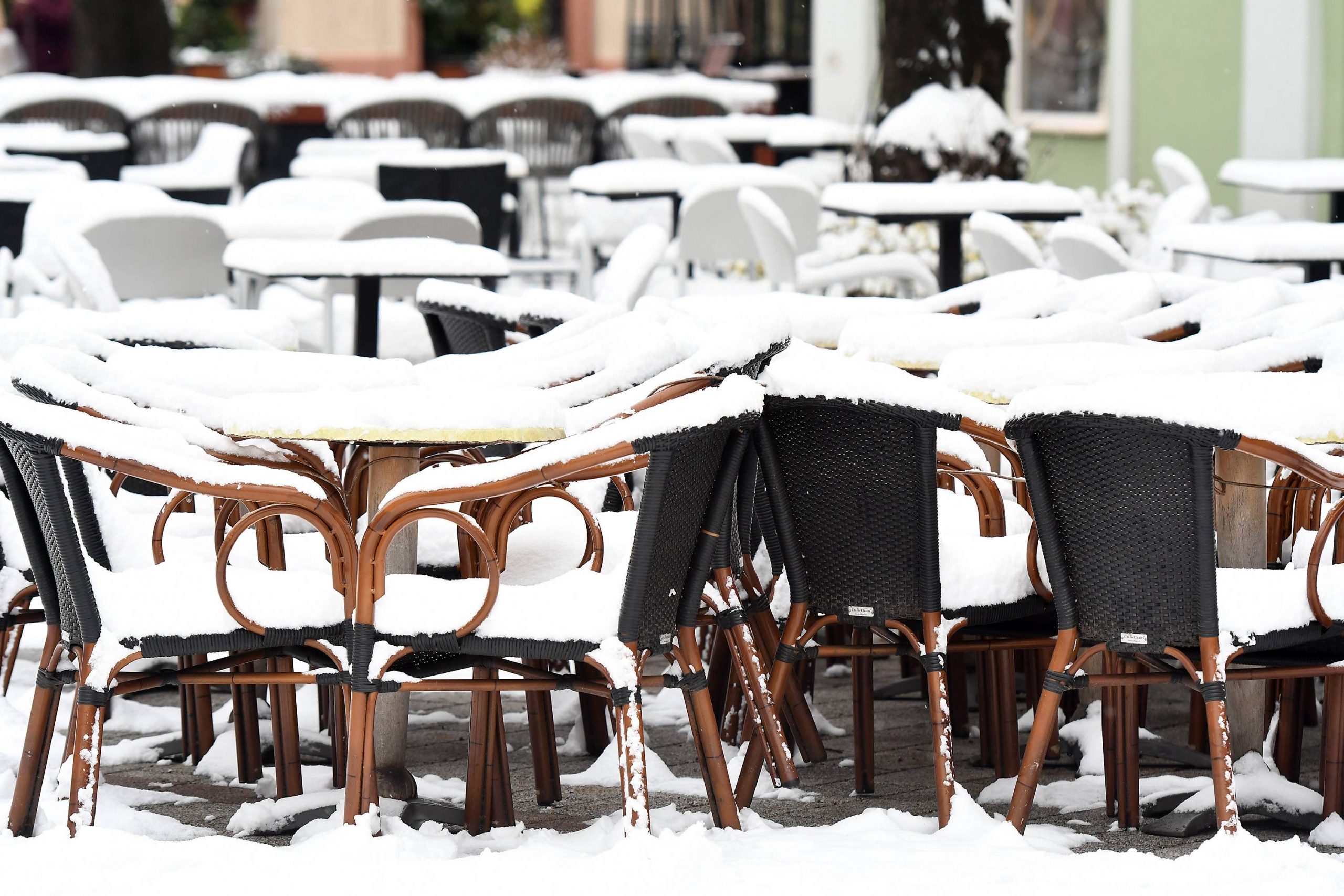 Privrednici i ekonomisti: Novo zaključavanje zbog pandemije traži dodatnu podršku države 1