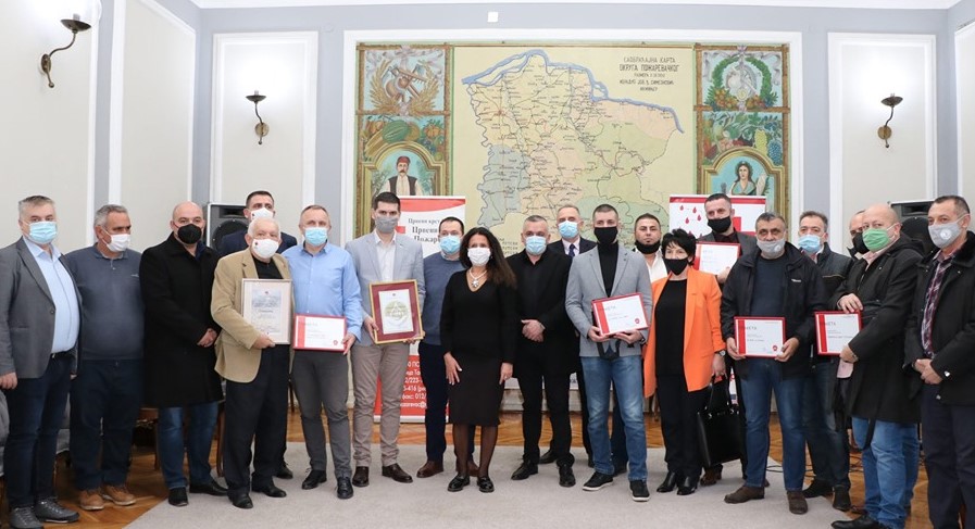 Požarevac: Dodeljena priznanja za dobrovoljno davanje krvi 1