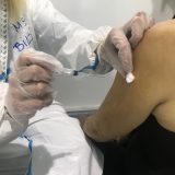 Vesić: Stariji od 65 godina danas će primiti poruku o terminu za vakcinaciju 2