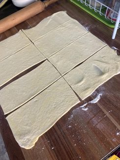 Vege recept: Rollgapčići sa dimljenim veganskim kačkavaljem 9