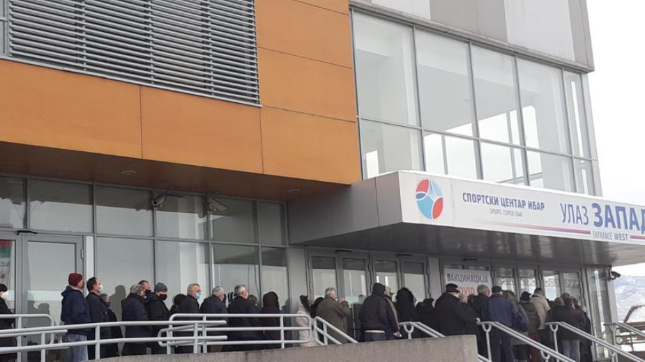 Kraljevačka Hala sportova spremno dočekala početak vakcinacije građana 1