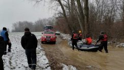 MUP evakuisao 85 osoba iz poplavljenih objekata (FOTO) 6