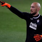 Srpski golman Marko Dmitrović strelac gola u porazu Eibara od Atletiko Madrida 14