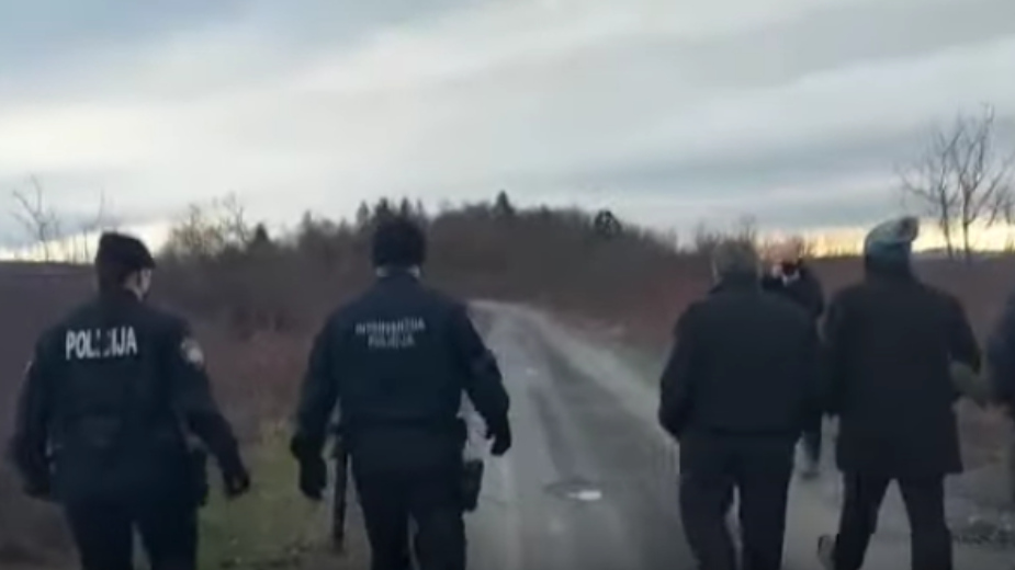 Hrvatska policija sprečila evropske parlamentarce da provere tretman migranata na granici sa BiH 2