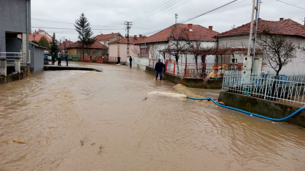 Bujične vode poplavile domaćinstva u pojedinim pirotskim naseljima 1