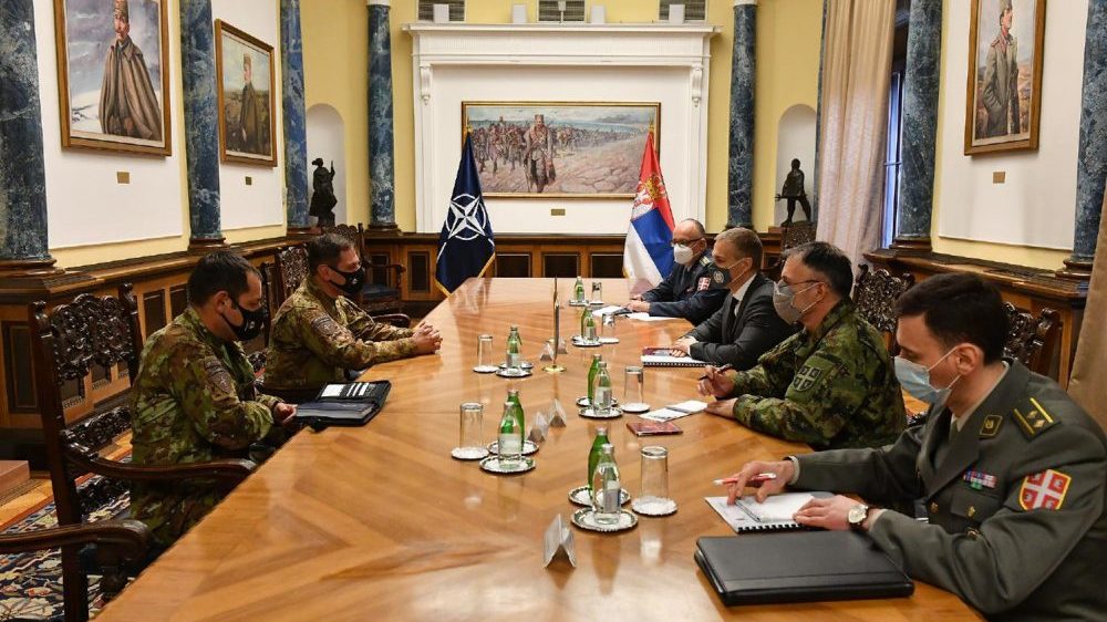 Stefanović: Kfor predstavlja jedinu legitimnu oružanu formaciju na Kosovu i Metohiji 1