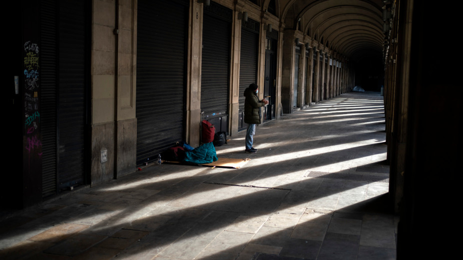 Španija prijavila rekordnih 44.357 novih infekcija korona virusom 1