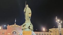 Otkriven spomenik Stefanu Nemanji uz kršenje epidemioloških mera (FOTO, VIDEO) 7