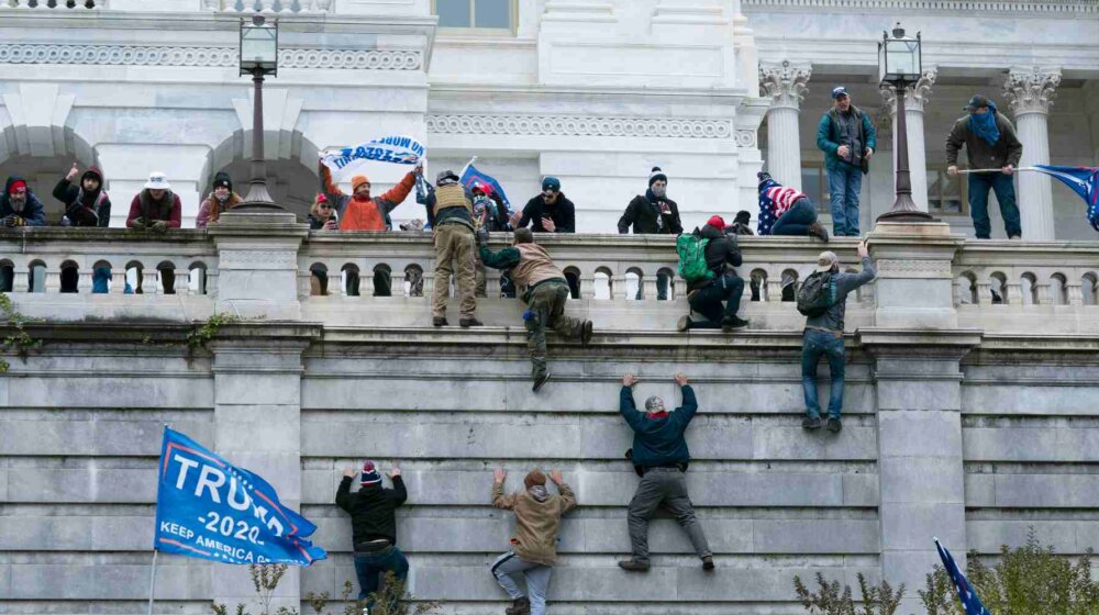 Menadžer: Čak Noris nije učestvovao u upadu u Kapitol u Vašingtonu 1