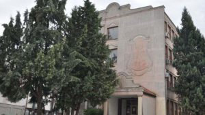 Kućni zatvor zbog nasilja nad majkom 14