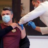 Predsednik Hrvatske i ministri javno se vakcinisali protiv korona virusa 14