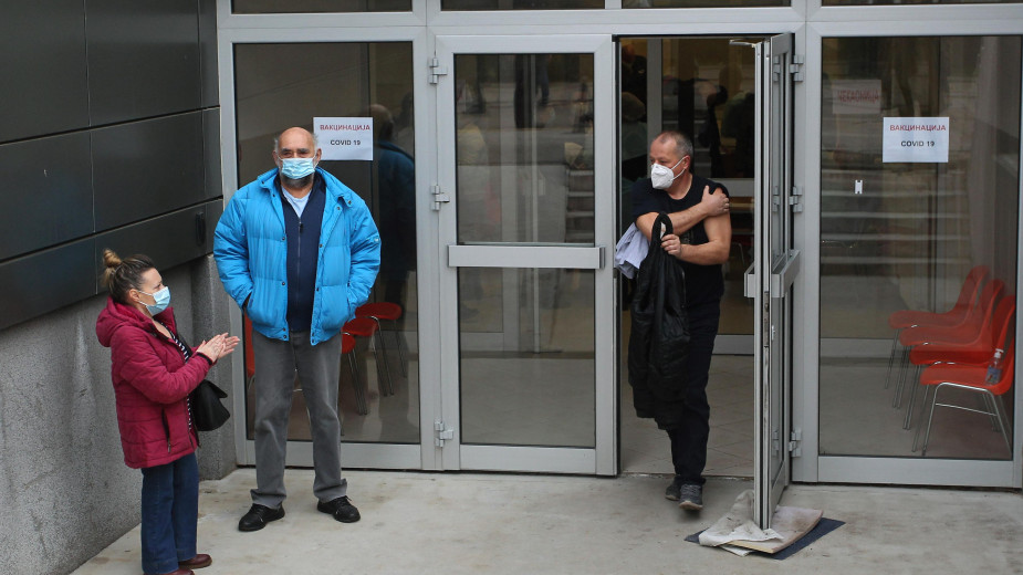 Vakcinu dobilo 526.930 građana, Niš i dalje vodeći u zemlji 1