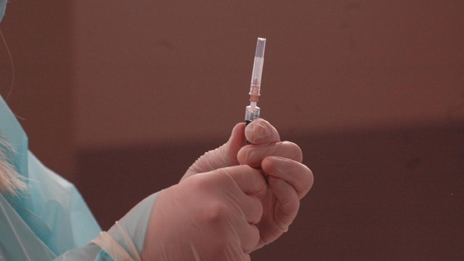 Mađarska počela sa davanjem kineske vakcine protiv korona virusa 1