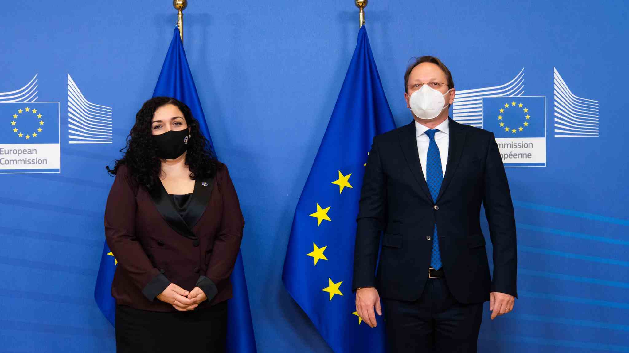 EU uklonila reč "republika" iz tvita o sastanku kosovske predsednice sa Varheljijem 1
