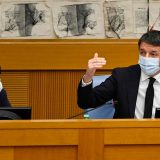 Ugrožen opstanak vlade Italije, raspala se koalicija 4