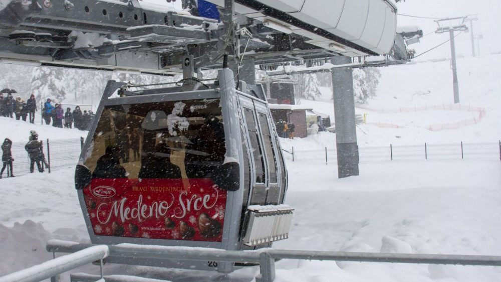 TOS: U Srbiji u 2020. godini upola manje turista 1