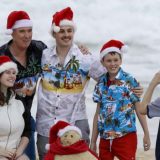 Korona virus na plažama u Sidneju, država spora 8