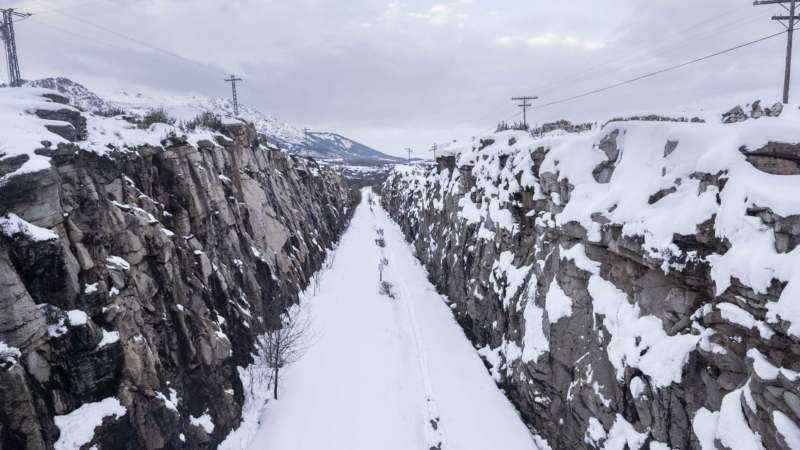 Španske vlasti prokrčile 500 zavejanih puteva i iz vozila spasle više od 1.500 ljudi 1