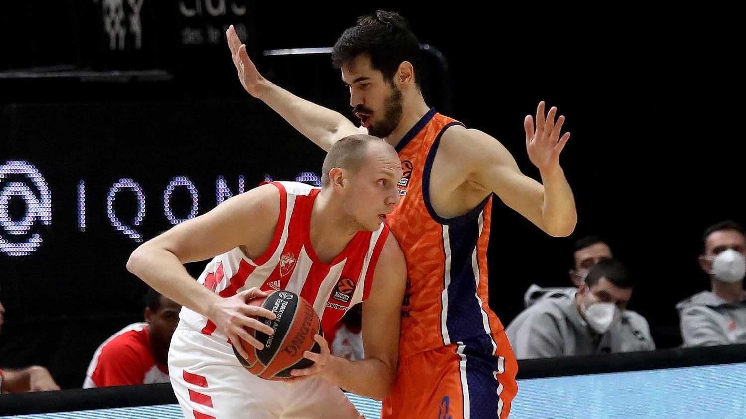 Košarkaši Zvezde izgubili od Valensije 1