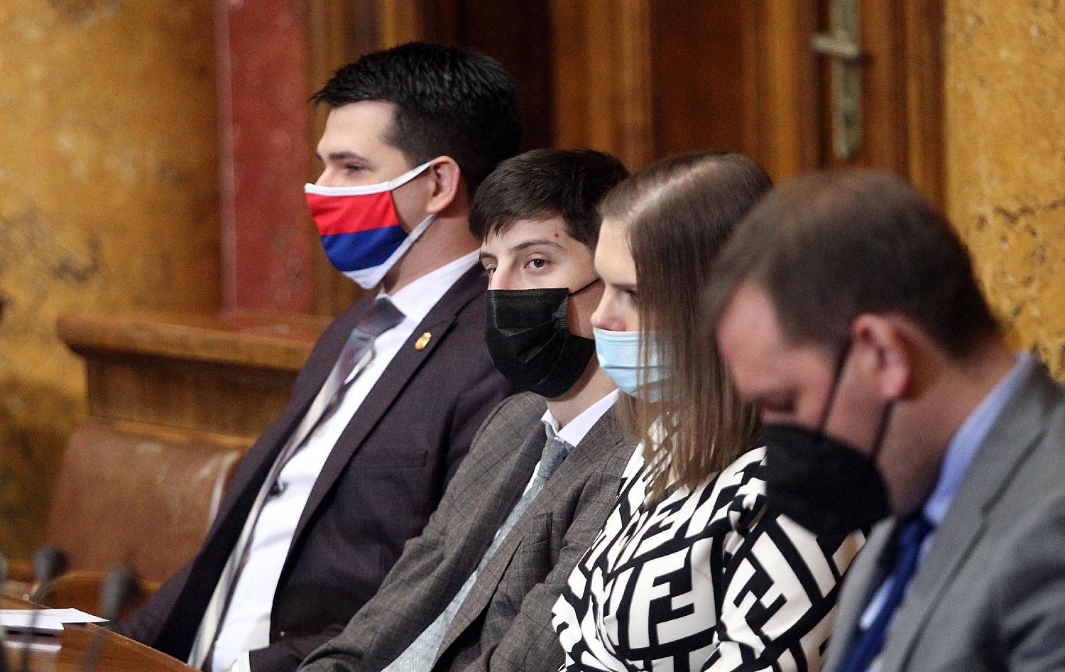 Skupštinski Odbor traži od MUP-a izveštaj o navodima o prisluškivanju Vučića 2 Skupštinski Odbor traži od MUP-a izveštaj o navodima o prisluškivanju Vučića 2