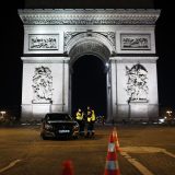 Počinje pooštren policijski čas za šest miliona Francuza 8