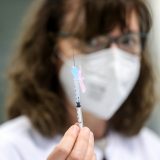Britanski stručnjak: Vakcinisani mogu da prenose infekciju korona virusom 4