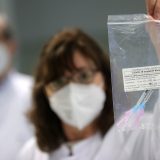 SAD otkazuju hiljade vakcinacija zbog nesporazuma u distribuciji 10