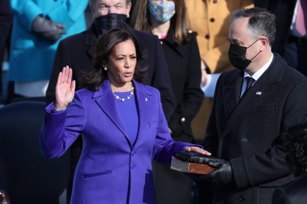 Prenos ovlašćenja Bajdena na Kamalu Haris trajao sat i 25 minuta 1