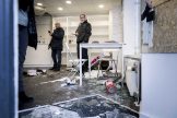 Holandija protesti, neredi, korona virus,Riots in Rotterdam Višednevni neredi u Holandiji usled frustracija i tenzija zbog virusa korona (FOTO) 8