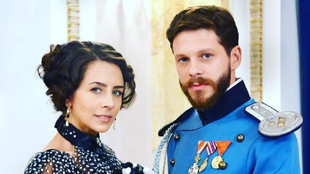 Istorijska drama koja se pretvorila u ljubavni vikend roman 1