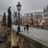 Češka vlada u ostavci uvela na 30 dana vanrednu situaciju zbog kovida-19 1