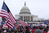 Pro-Trump rally ahead of US Congress counting electoral college votes Policija rasterala Trampove pristalice i kompleks Kongresa SAD proglasila bezbednim, jedna osoba preminula (VIDEO, FOTO) 11