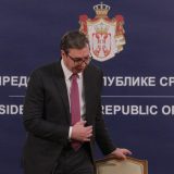 AP: Srpski predsednik konačno zavrnuo rukav, izabrao kinesku vakcinu 7