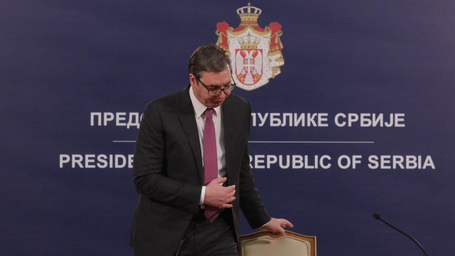 Kako Vučić koristi vanredna i redovna obraćanja javnosti? 1