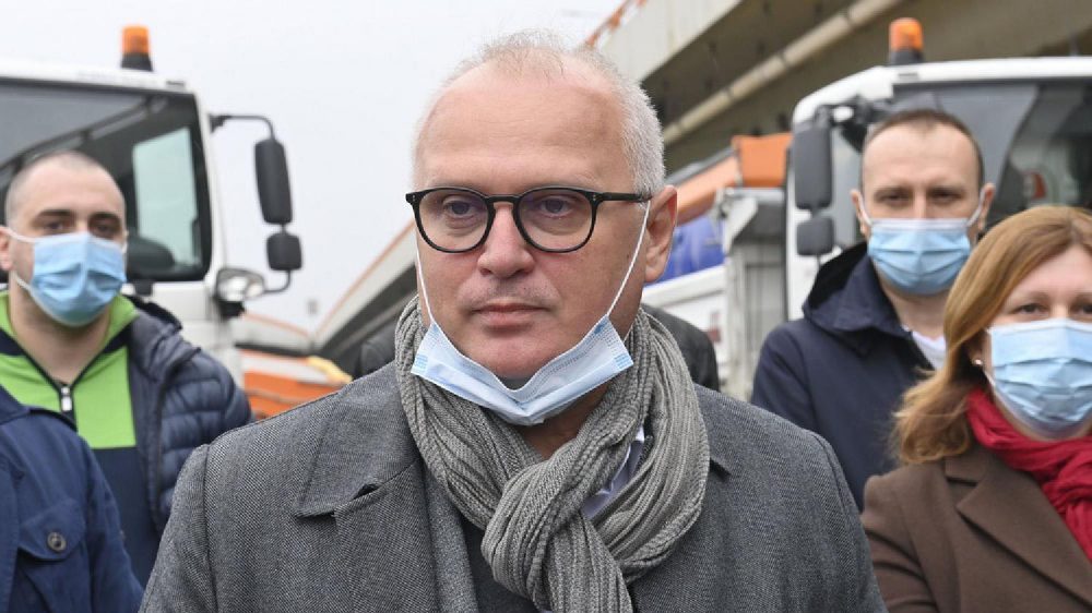 Vesić najavio izgradnju petlje na mestu Dušanovačkog mosta 1