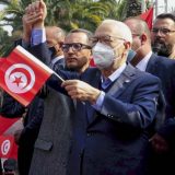 Ne jenjava kriza u Tunisu, hiljade pristalica islamista na ulicama 15