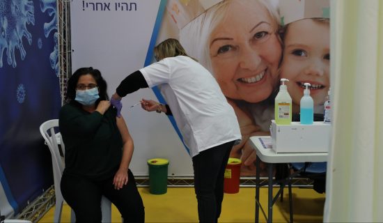 U Izraelu zabeleženo više od 70.000 slučajeva novozaraženih korona virusom 13