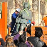 Španija i diktatura: Uklonjena poslednja statua fašističkog vođe Franka 7