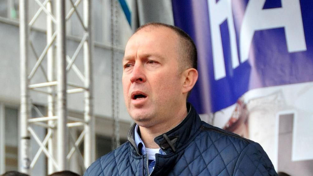 Bratislav Dikić: General kod kuće 1