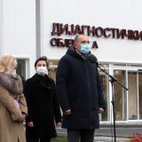 Bolnica u Batajnici 20 odsto skuplja nego što tvrdi Vučić 7