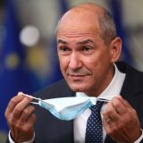 "Maršal Tvito" u ratu sa novinarima 13