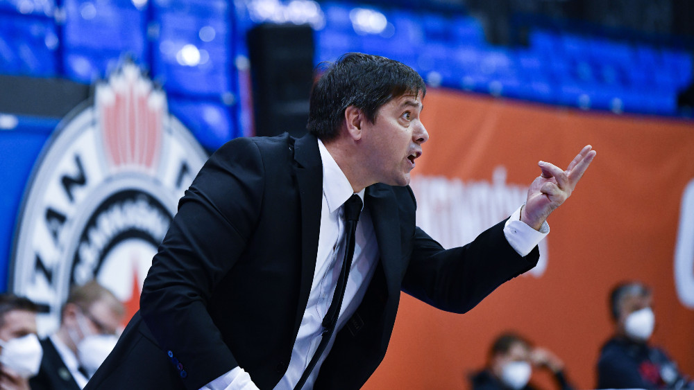 Trener košarkaša Partizana najavio razgovor sa upravom kluba 1