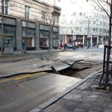 Obustavljen saobraćaj u Ulici kralja Milana zbog pucanja vodovodne cevi, građani bez vode do 16 časova 7
