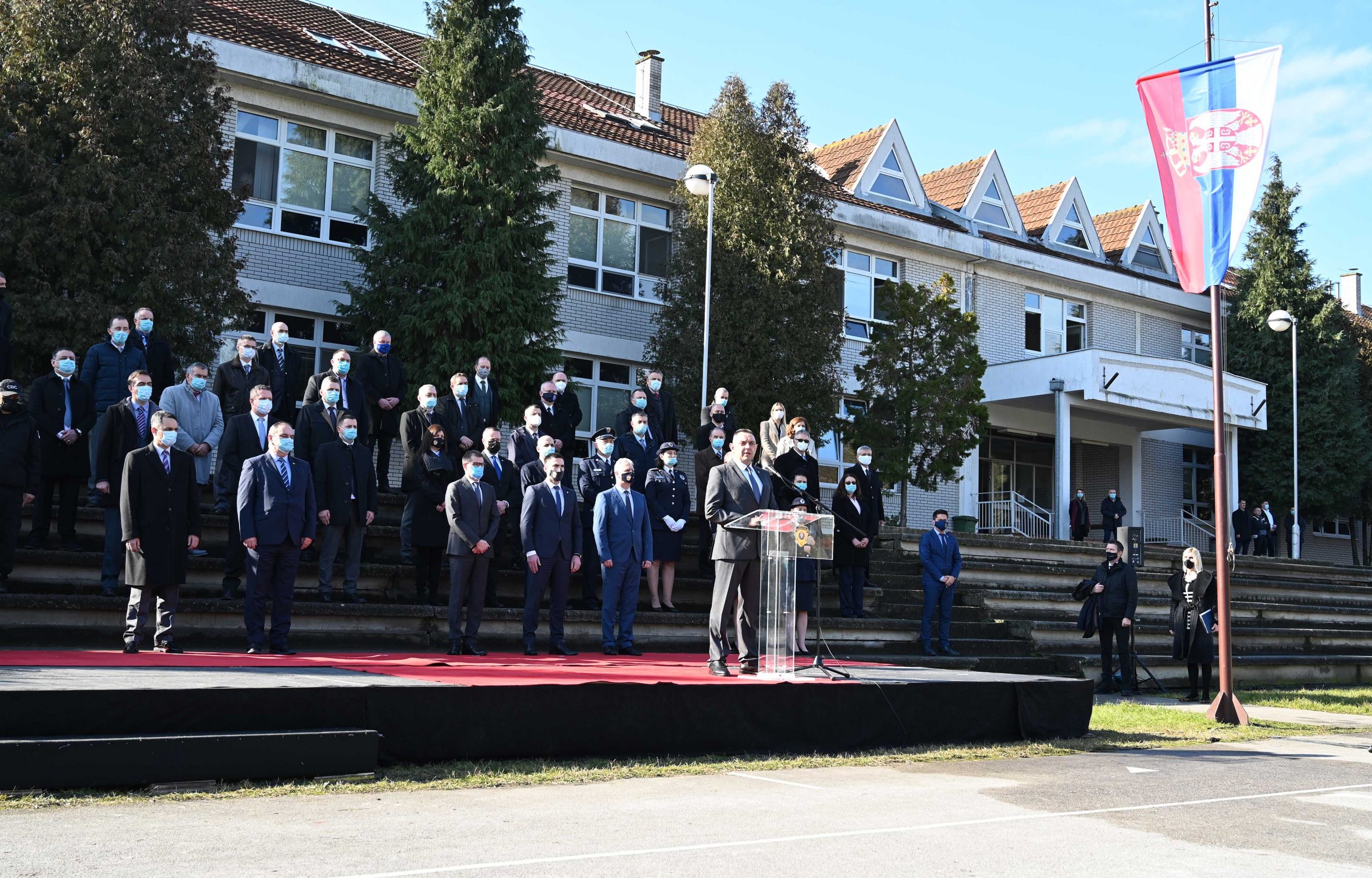 Vulin prisustvovao promociji novih polaznika vatrogasno–spasilačkih jedinica 2