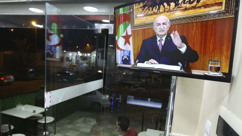 Predsednik Alžira raspustio parlament 1